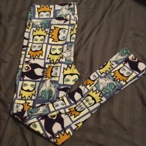Lularoe Disney villain leggings in TC